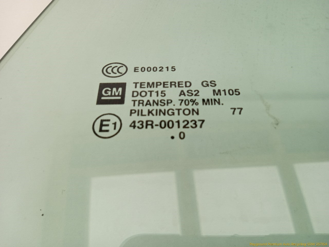 Cadillac CTS Passenger Right Front Door Window Glass