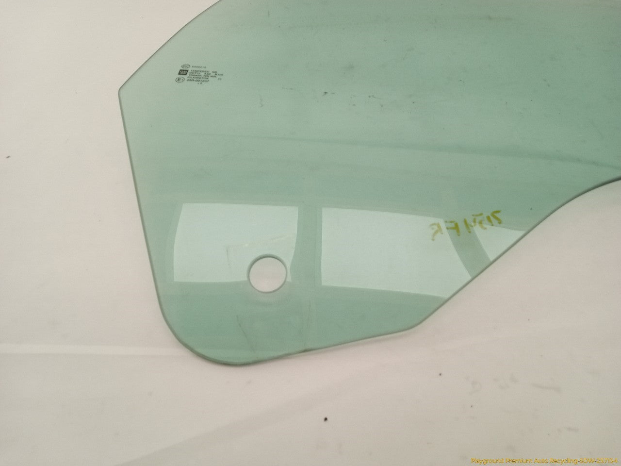 Cadillac CTS Passenger Right Front Door Window Glass