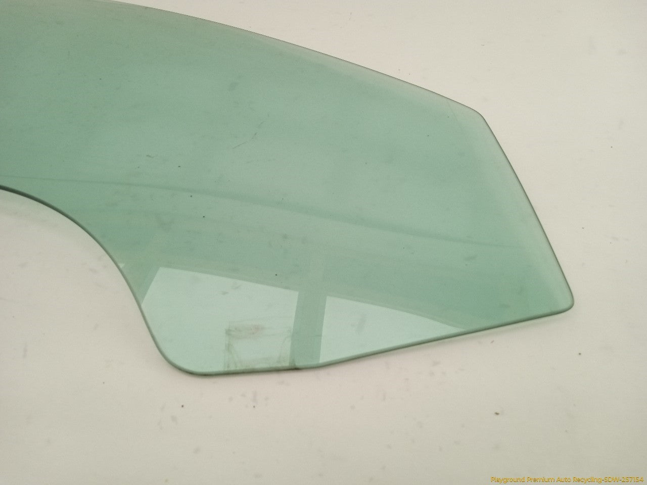 Cadillac CTS Passenger Right Front Door Window Glass