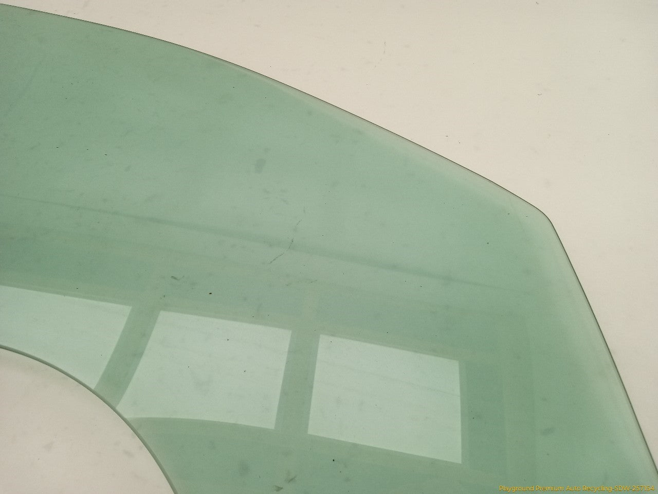 Cadillac CTS Passenger Right Front Door Window Glass