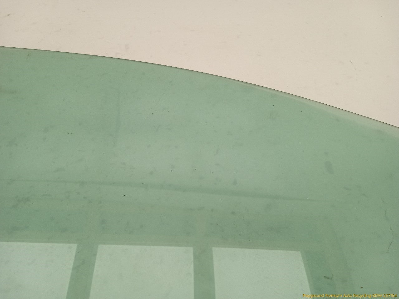 Cadillac CTS Passenger Right Front Door Window Glass