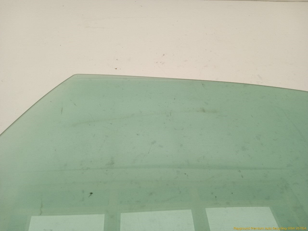 Cadillac CTS Passenger Right Front Door Window Glass