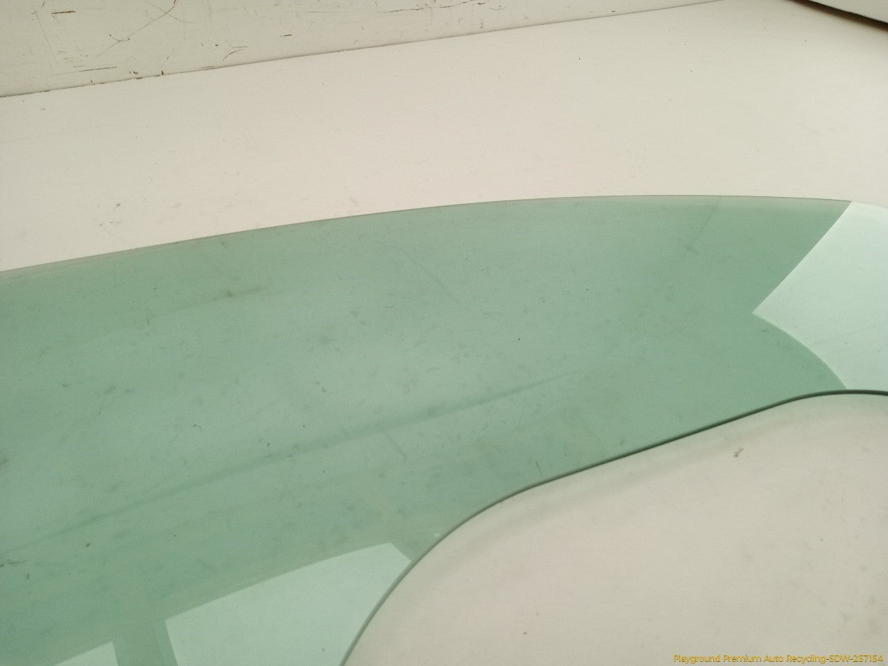 Cadillac CTS Passenger Right Front Door Window Glass