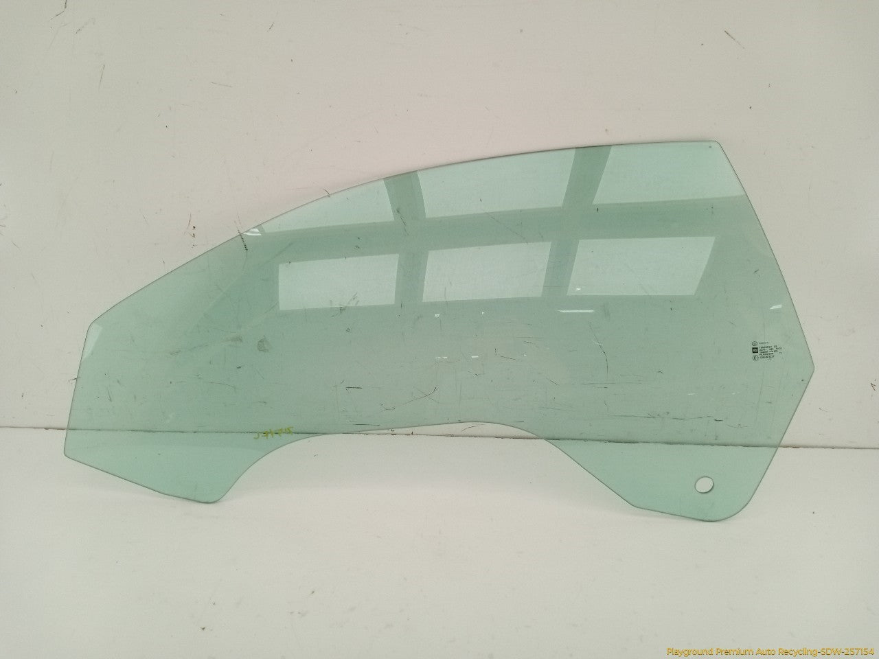 Cadillac CTS Driver Left Front Door Window Glass