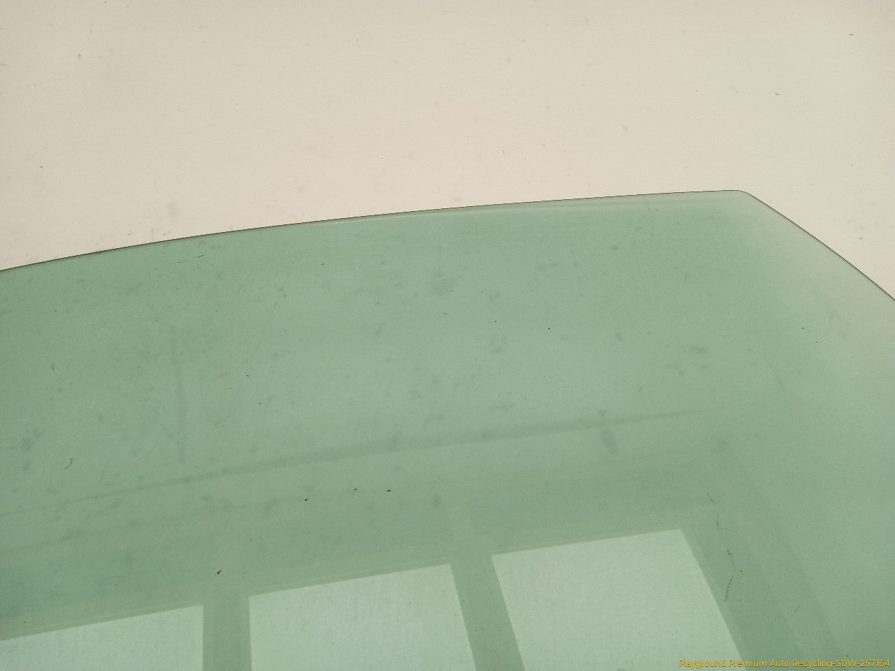 Cadillac CTS Driver Left Front Door Window Glass