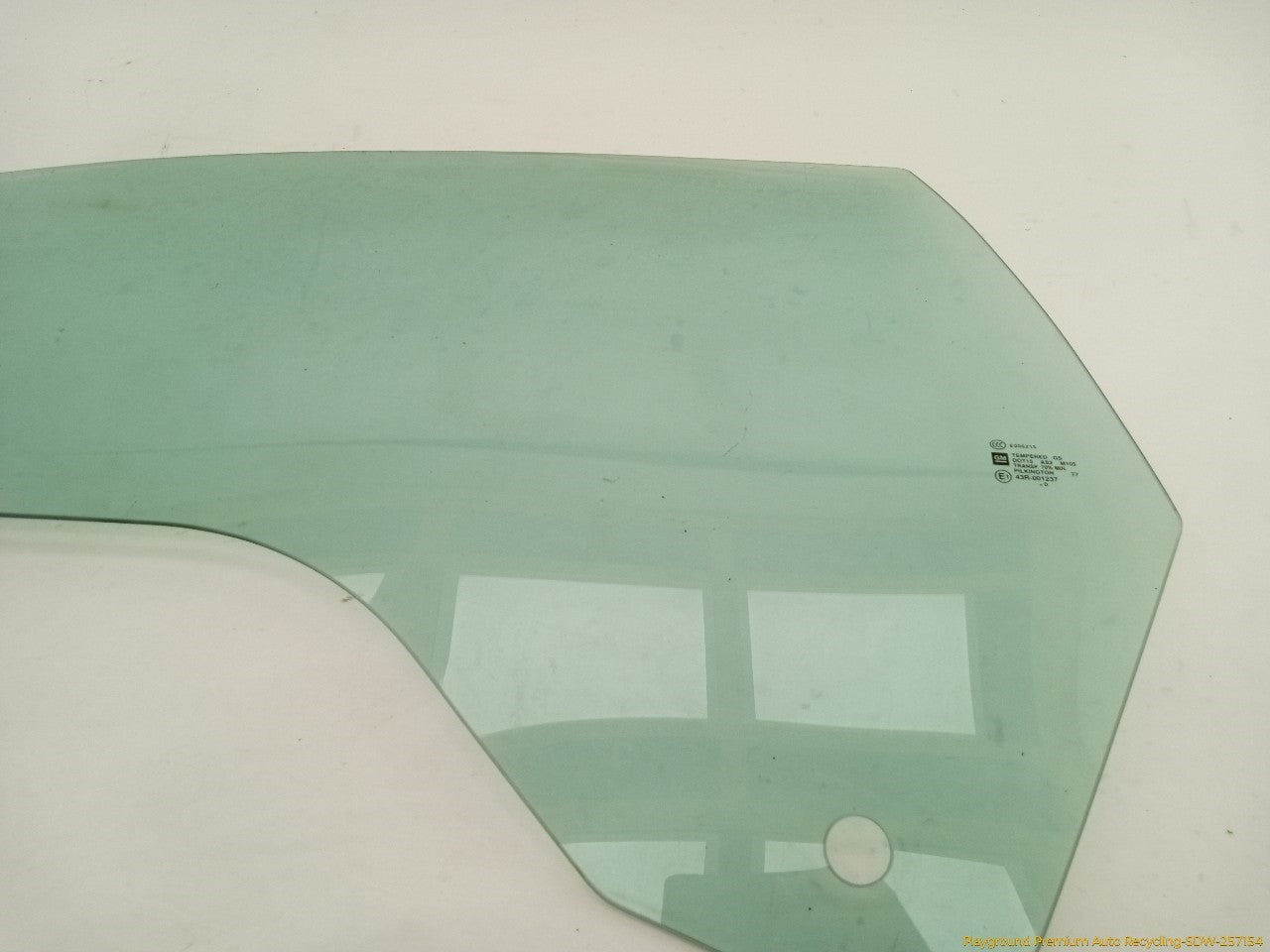 Cadillac CTS Driver Left Front Door Window Glass