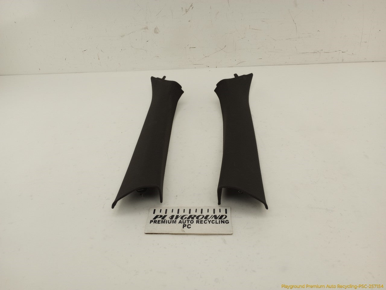 Cadillac CTS Pair Of A Pillar Trim