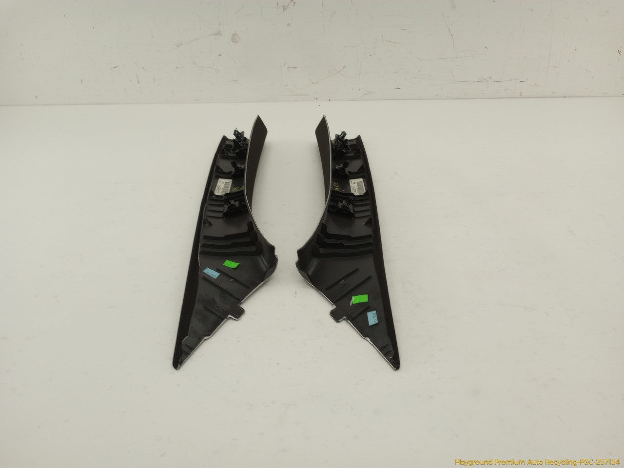 Cadillac CTS Pair Of A Pillar Trim - 0