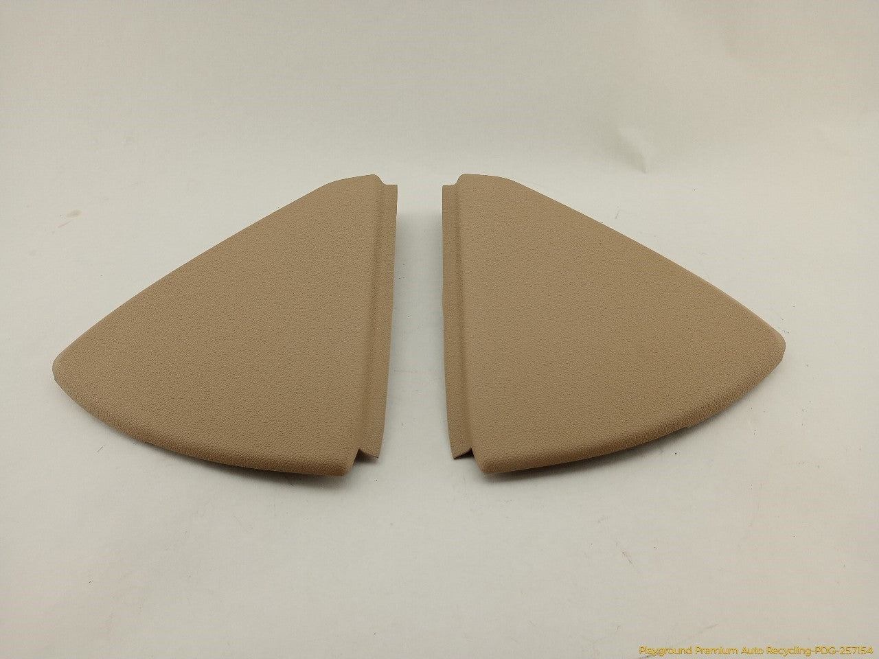 Cadillac CTS Pair Of Dashboard End Trim