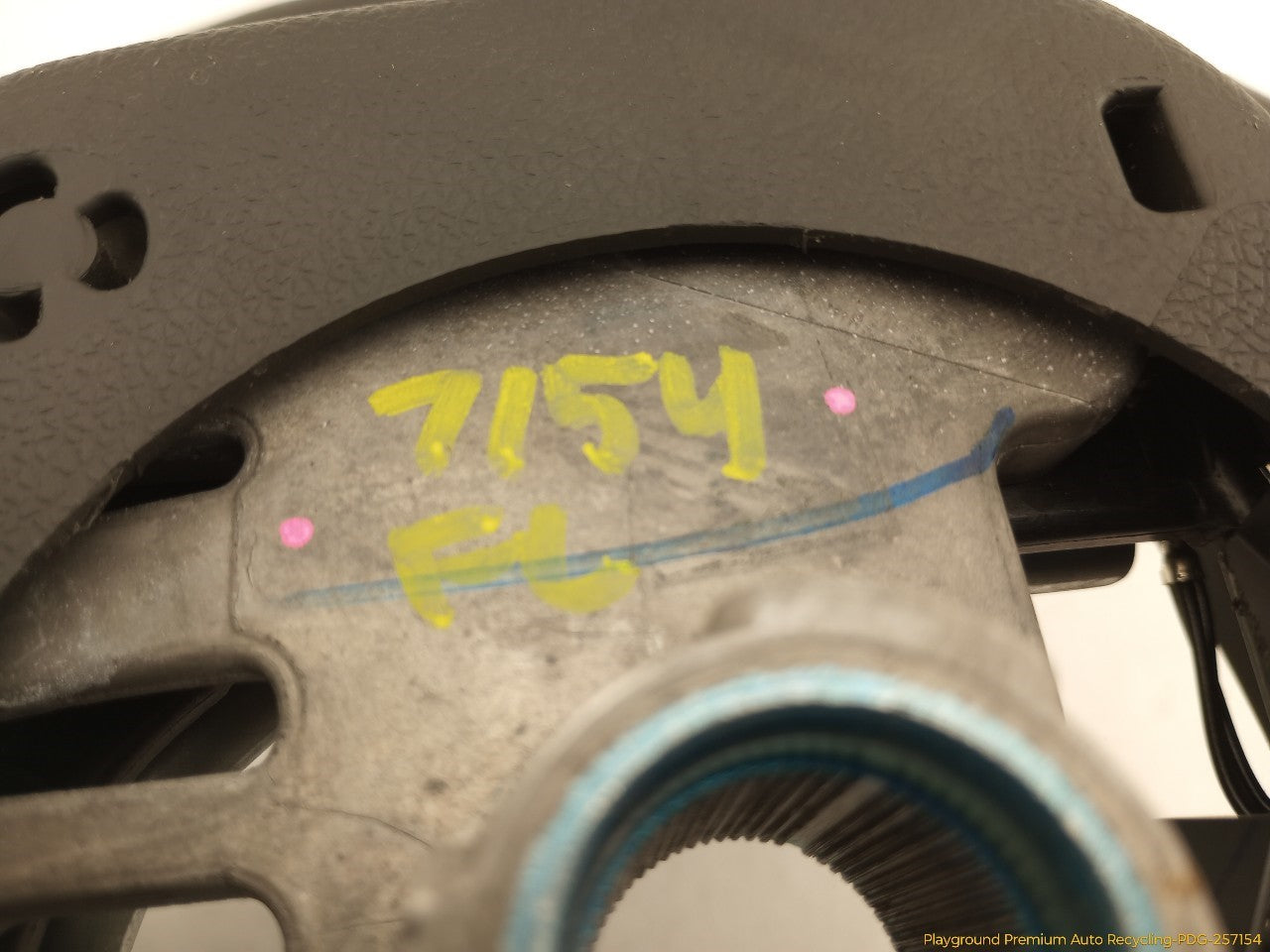 Cadillac CTS Steering Wheel