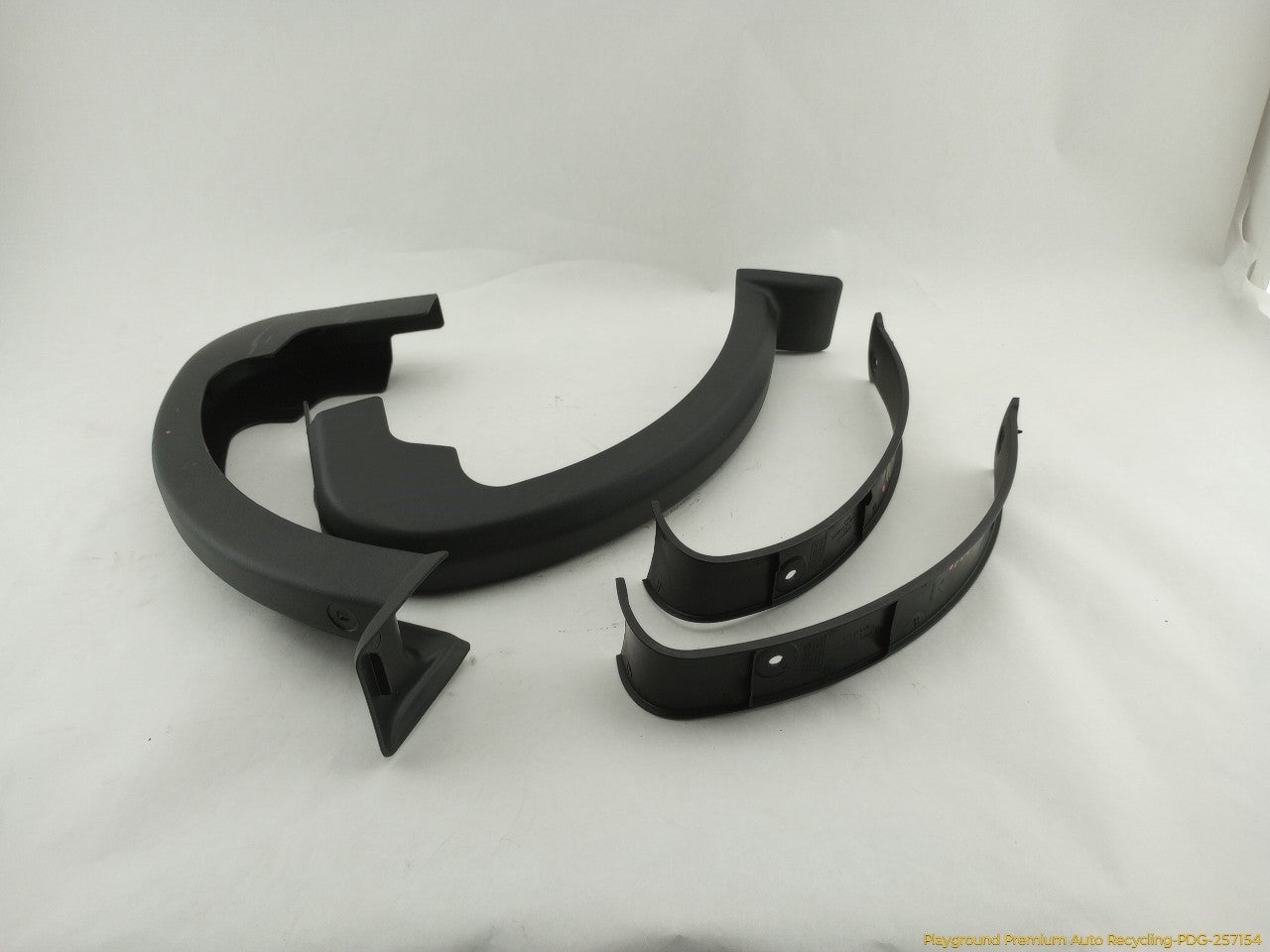 Cadillac CTS Pair Of Trunk Hinge Cover