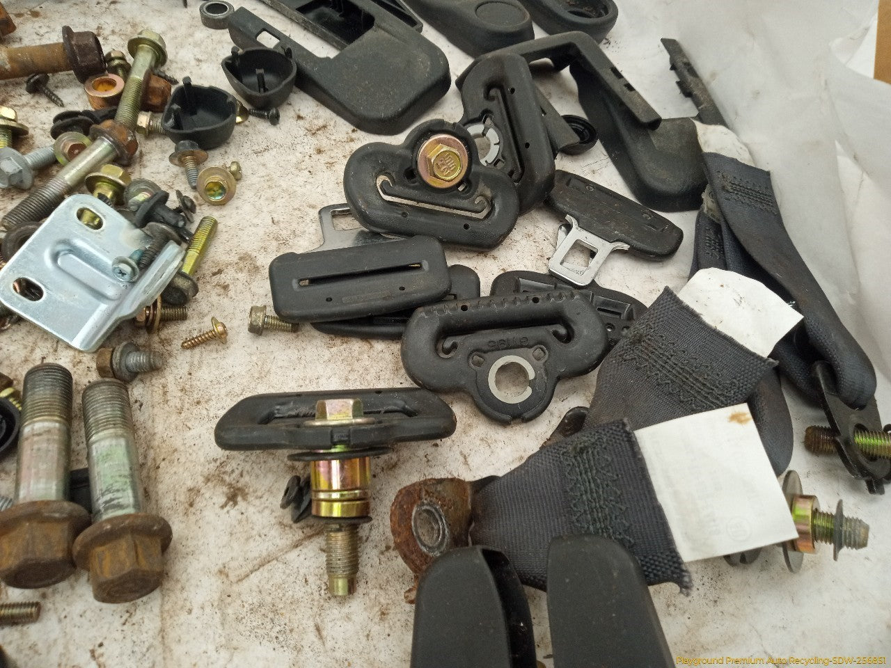 Acura RSX Dismantling Hardware Fasteners Bolts & Nuts