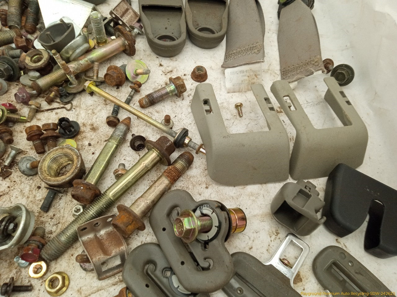 Acura RSX Dismantling Hardware Fastener Fitting Bolt & Nuts