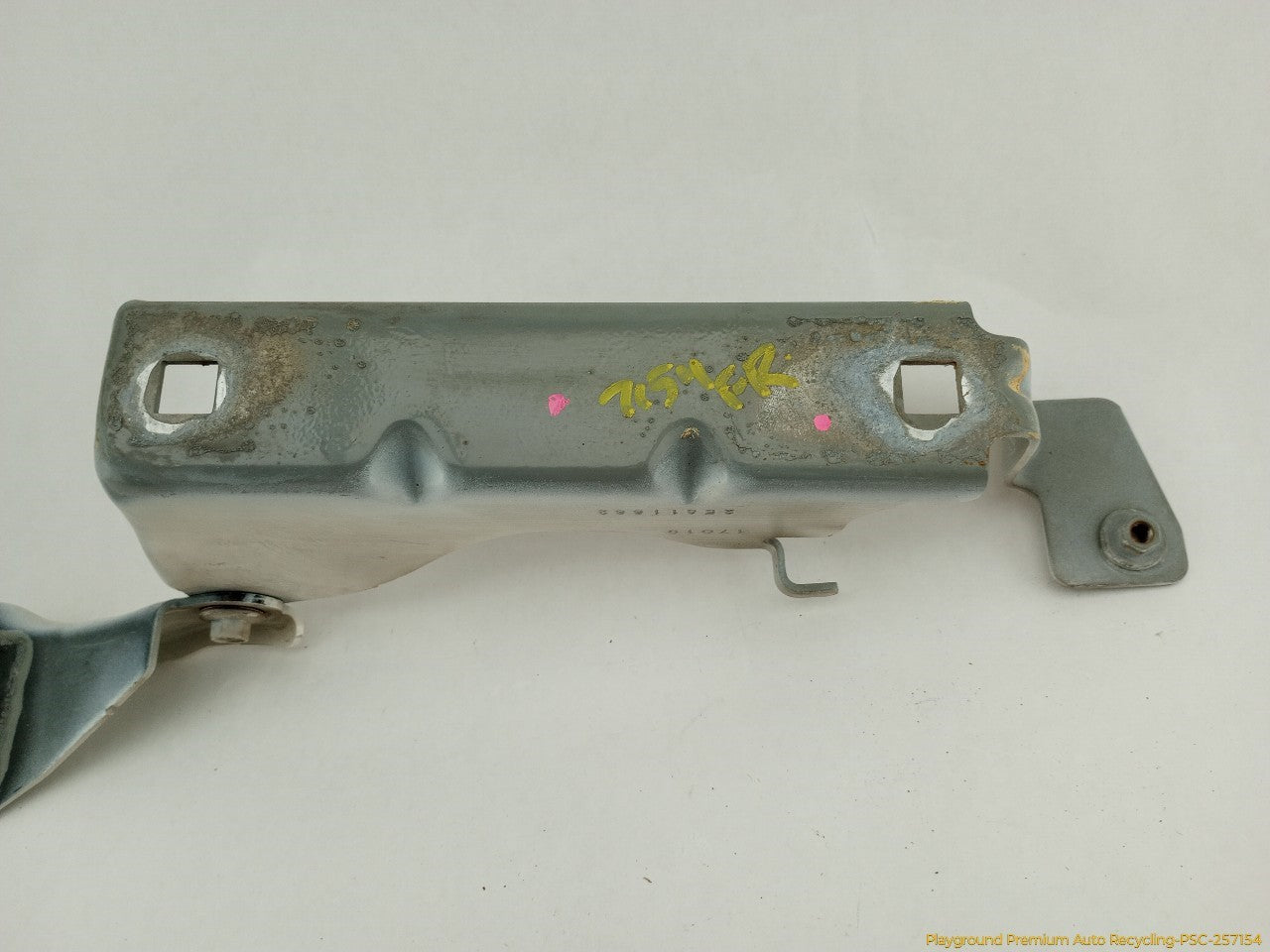 Cadillac CTS Pair Of Front Hood Hinges