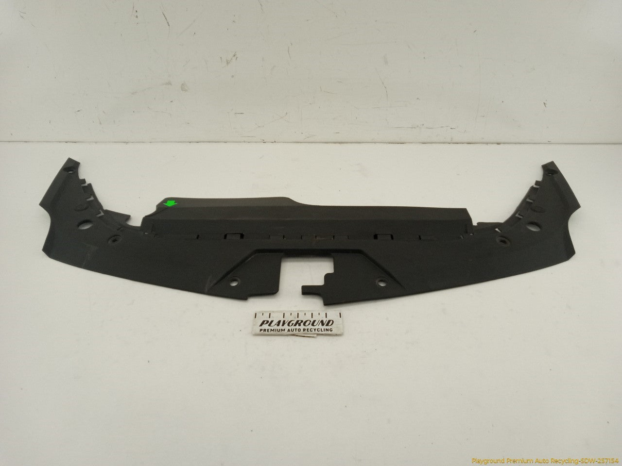 Cadillac CTS Upper Radiator Core Support Trim