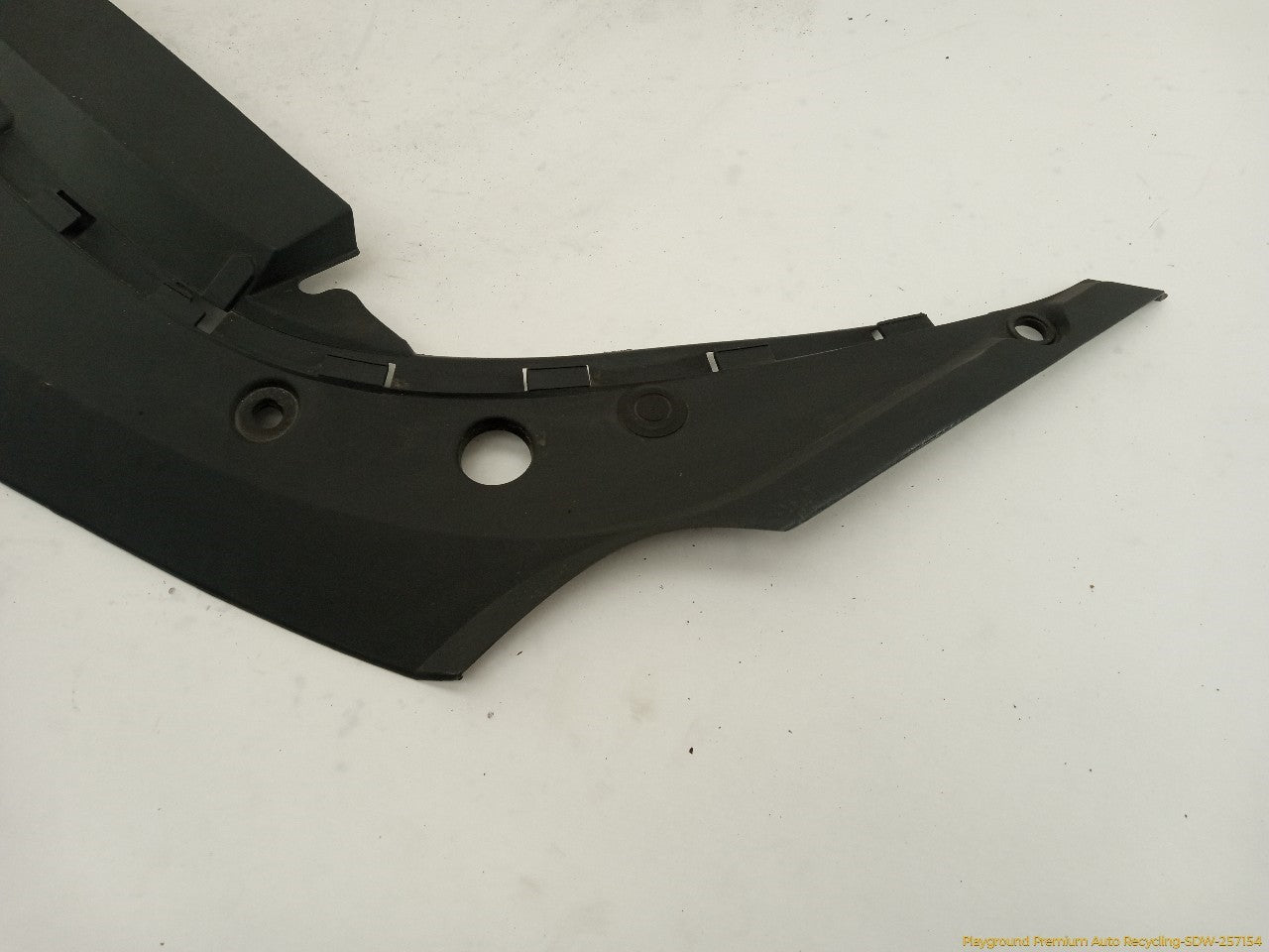 Cadillac CTS Upper Radiator Core Support Trim - 0