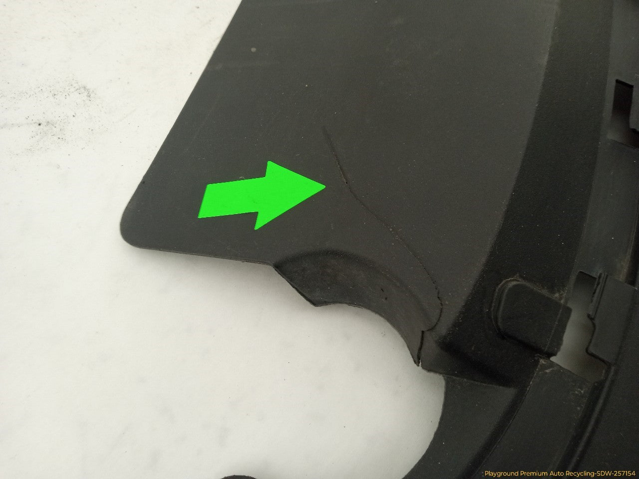 Cadillac CTS Upper Radiator Core Support Trim