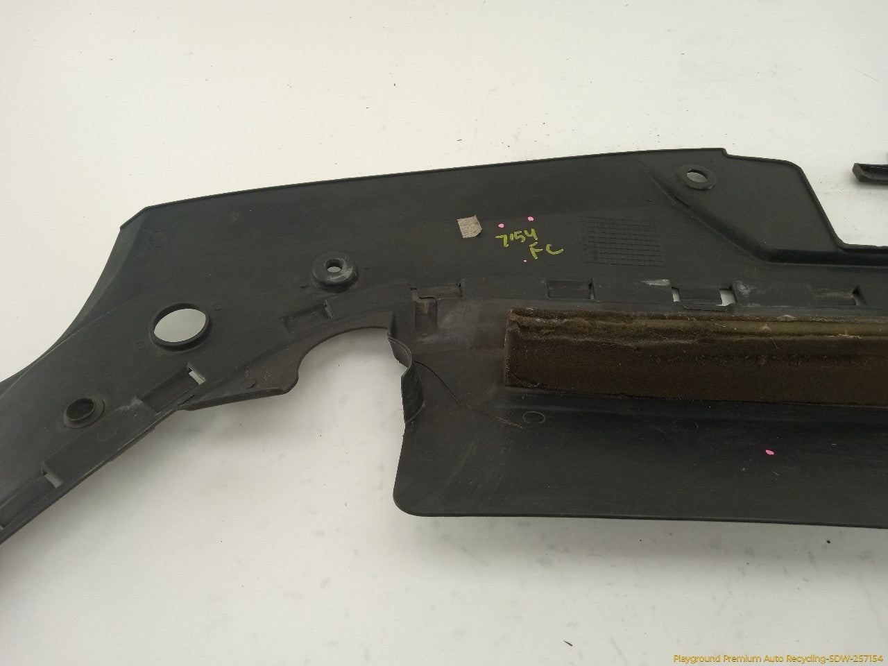Cadillac CTS Upper Radiator Core Support Trim