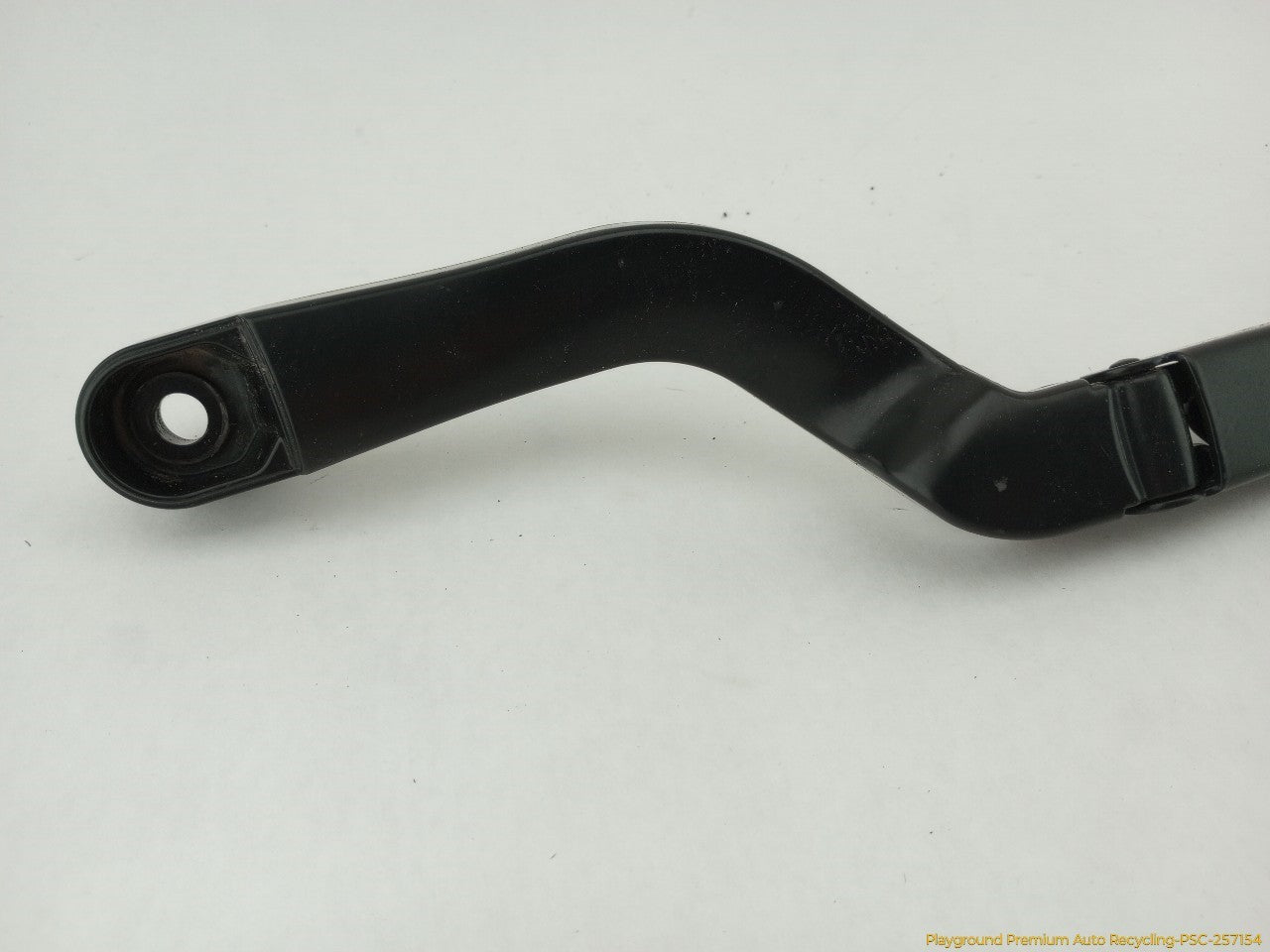 Cadillac CTS Pair Of Windshield Wiper Arms