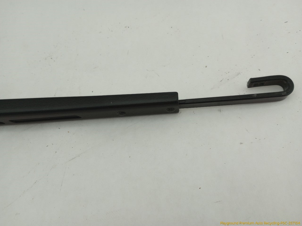 Cadillac CTS Pair Of Windshield Wiper Arms