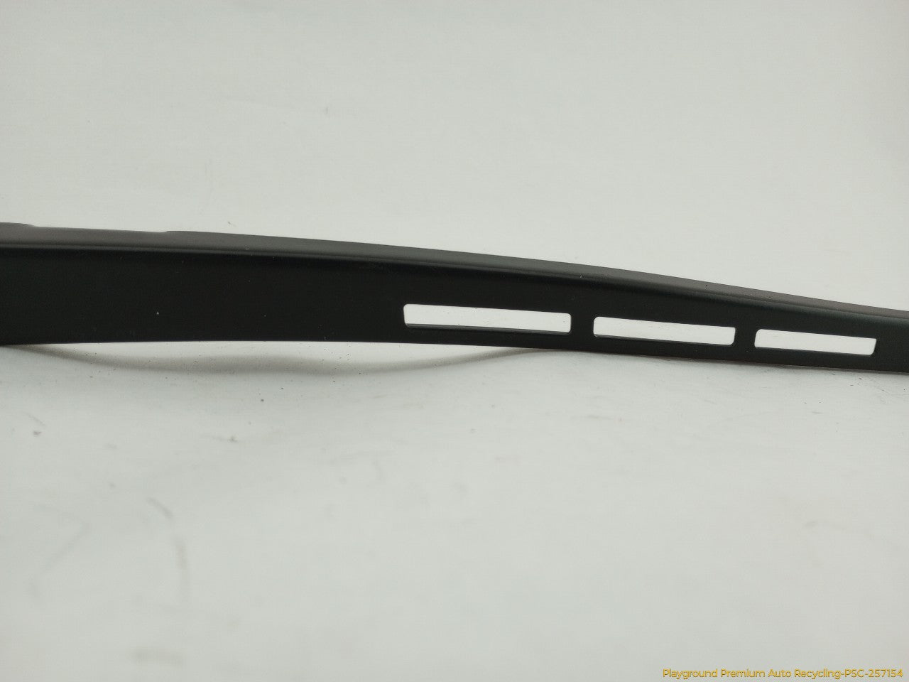 Cadillac CTS Pair Of Windshield Wiper Arms