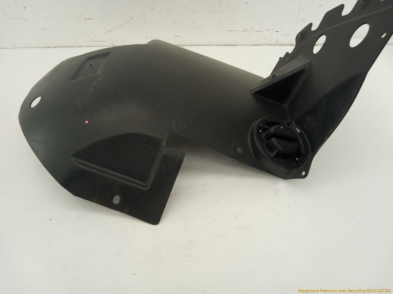 Cadillac CTS Driver Left Front Frontward Inner Fender Liner