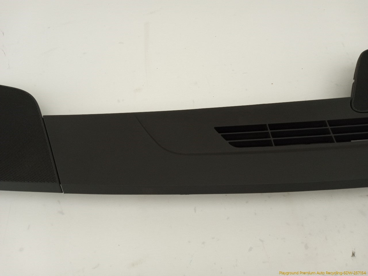 Cadillac CTS Dashboard Defroster Vent Trim