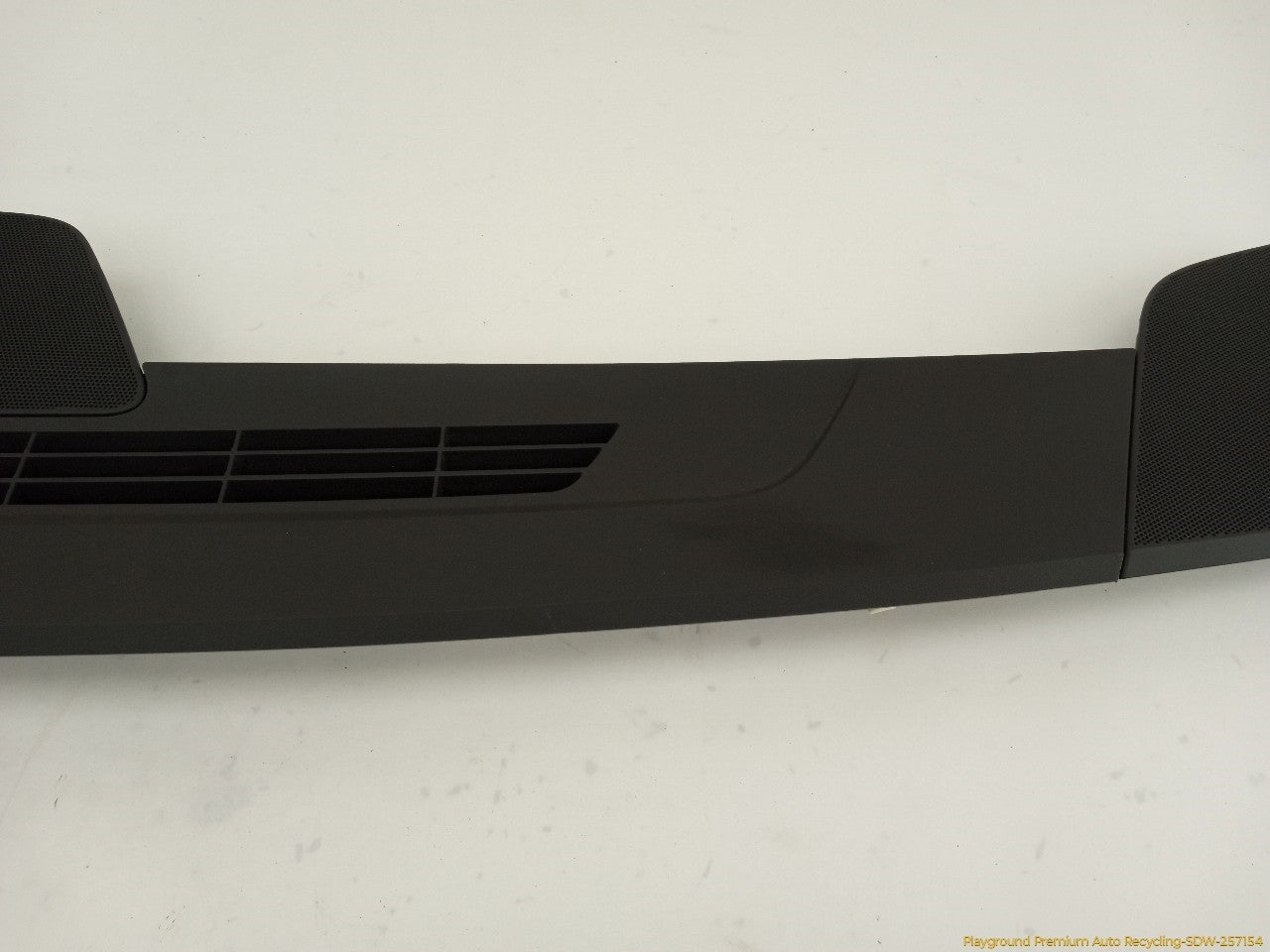 Cadillac CTS Dashboard Defroster Vent Trim