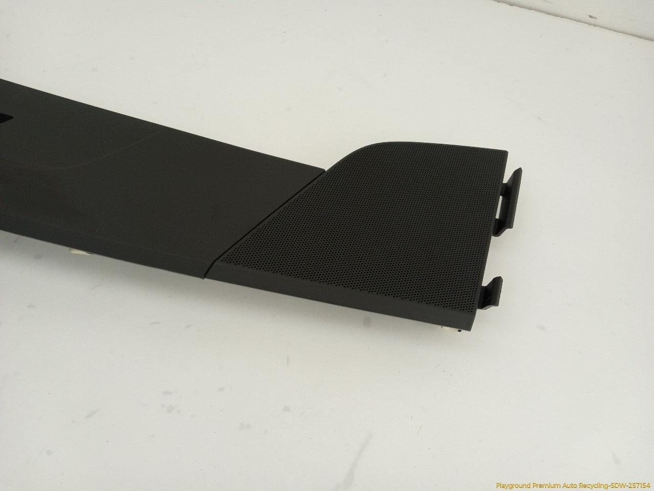 Cadillac CTS Dashboard Defroster Vent Trim