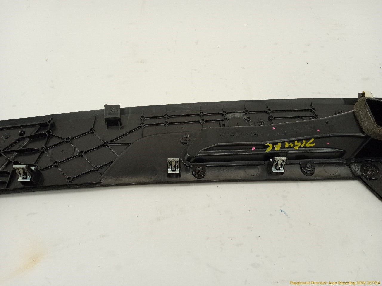 Cadillac CTS Dashboard Defroster Vent Trim