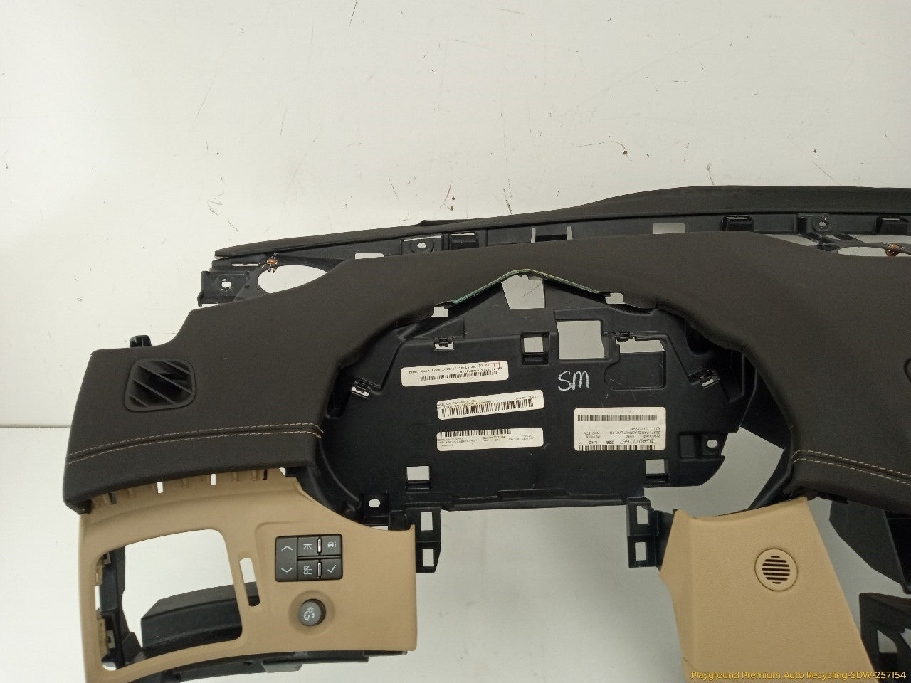 Cadillac CTS Dashboard Panel