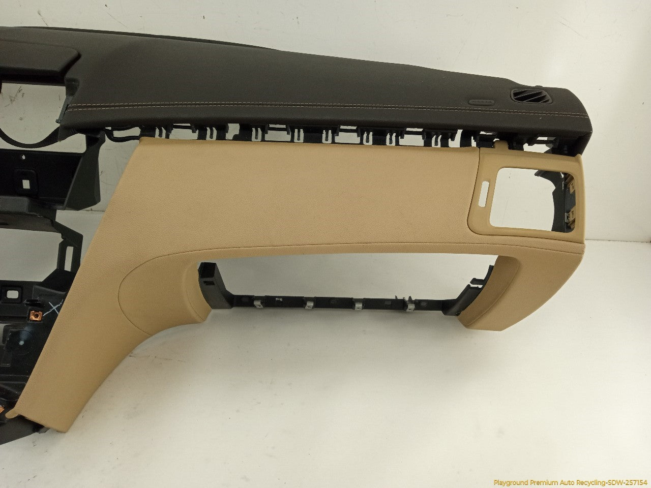 Cadillac CTS Dashboard Panel