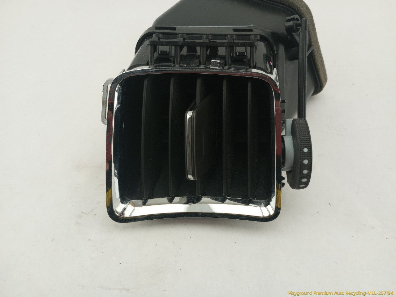 Cadillac CTS Set Of 4 Dashboard Air Vents