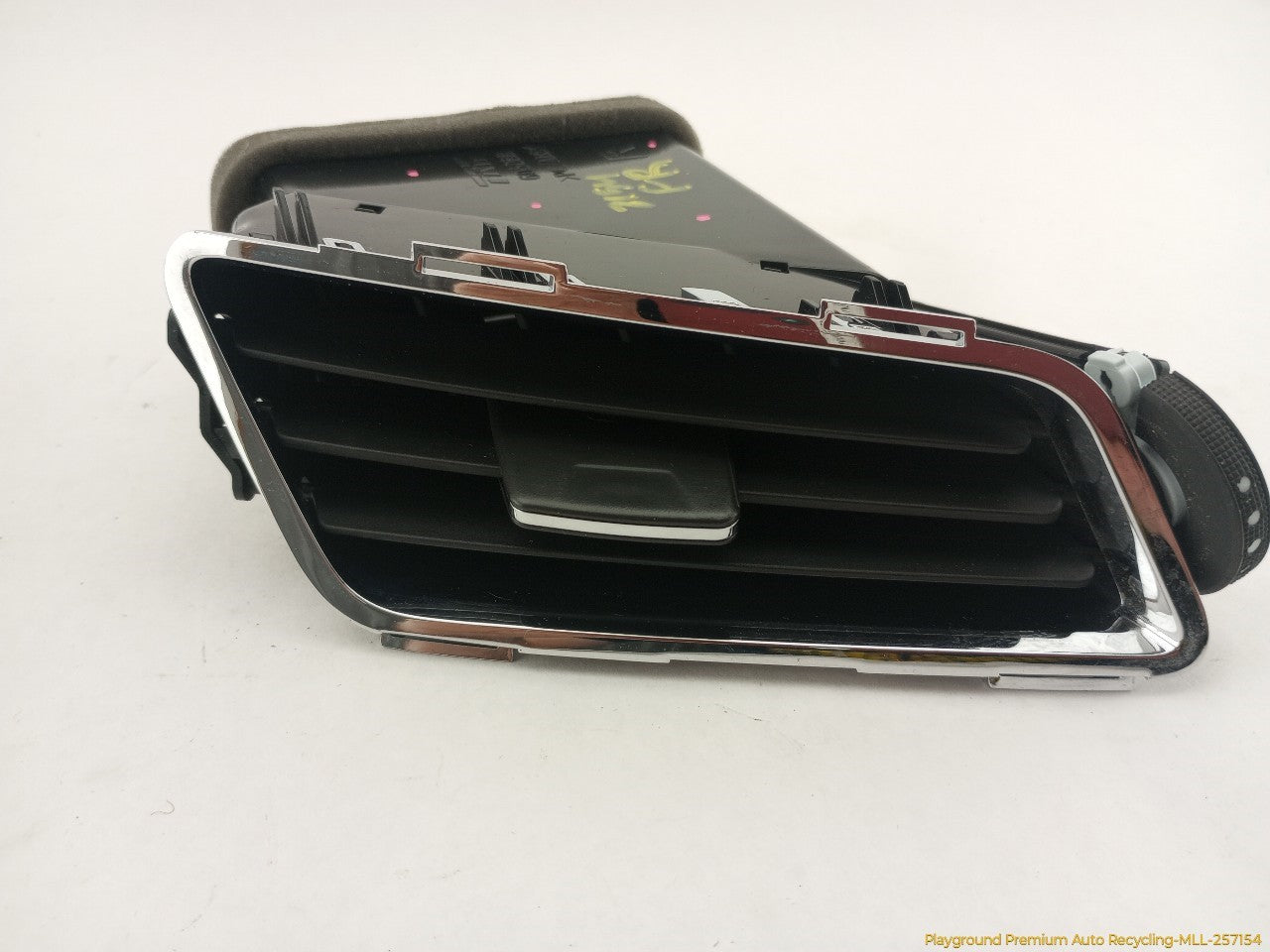 Cadillac CTS Set Of 4 Dashboard Air Vents
