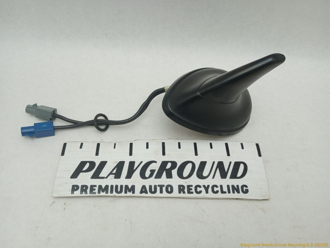Saab 903 Roof Shark Fin Antenna