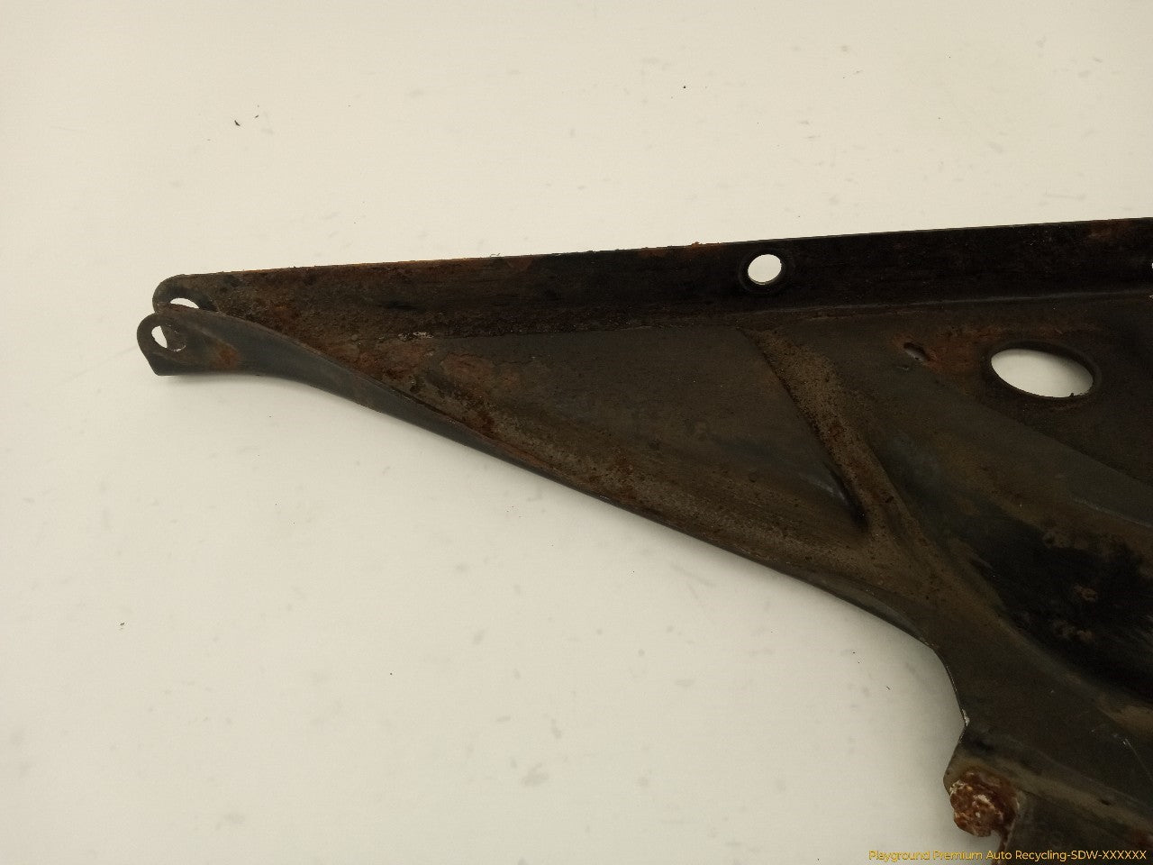 Jaguar XK8 Rear Subframe Differential Mounting Bracket