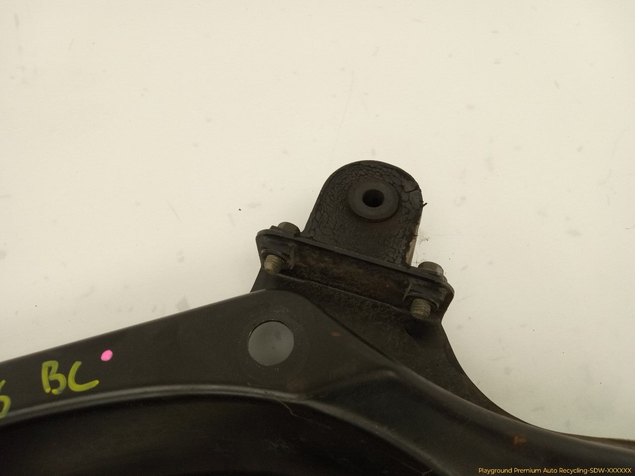 Jaguar XK8 Rear Subframe Differential Mounting Bracket