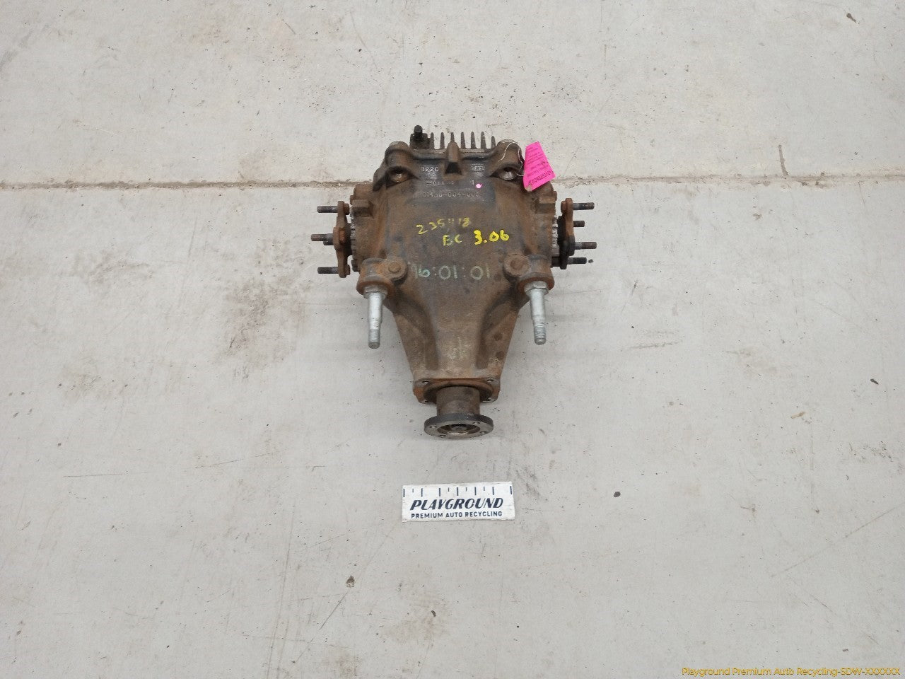 Jaguar XK8 Rear Differential Carrier