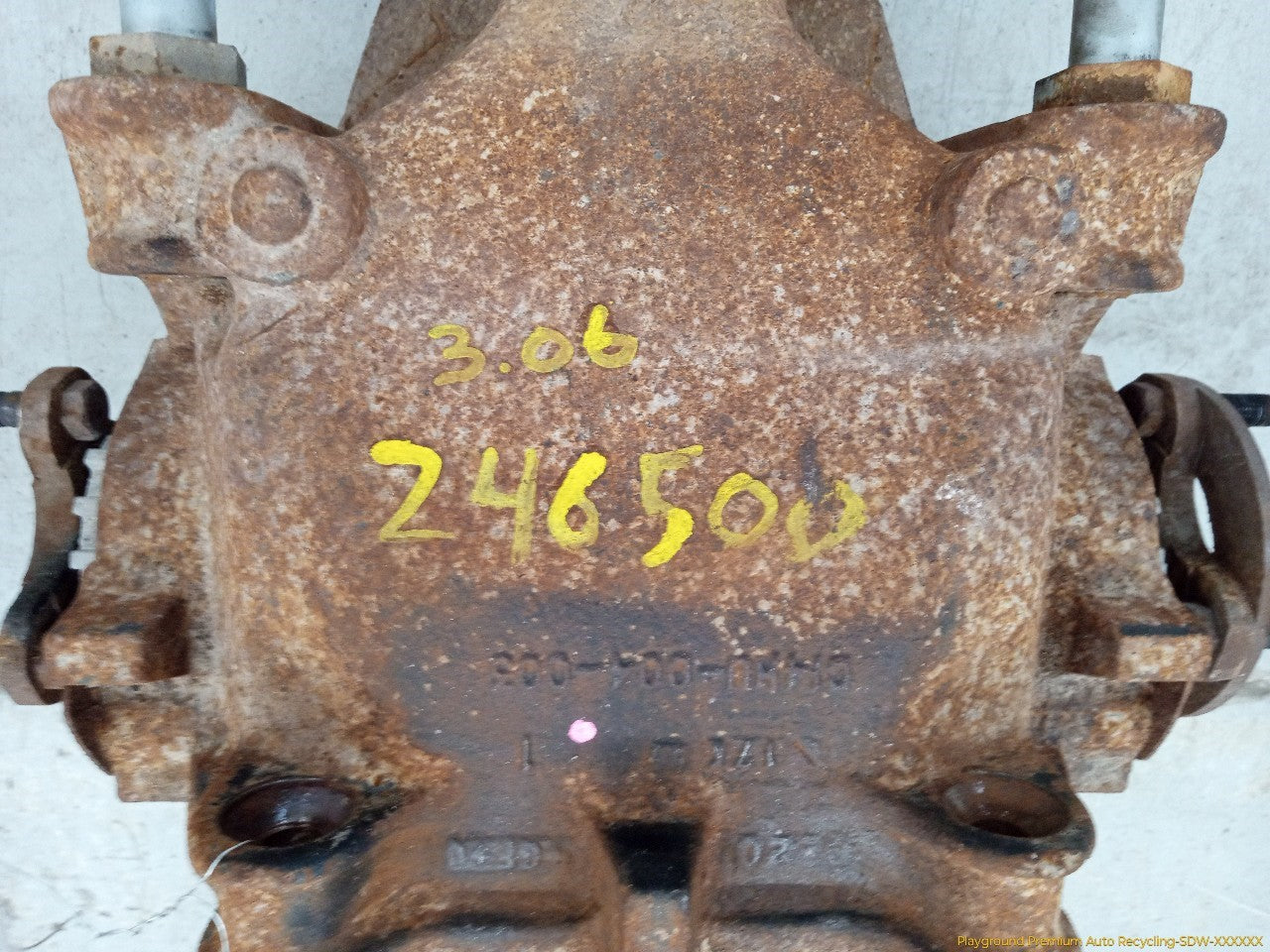 Jaguar XK8 Rear Differential Carrier