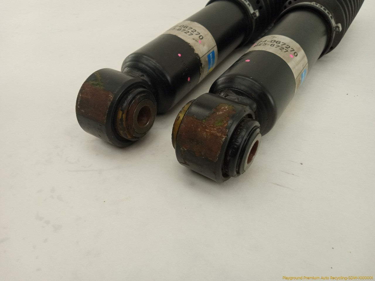 Jaguar XK8 Pair Of Rear Struts