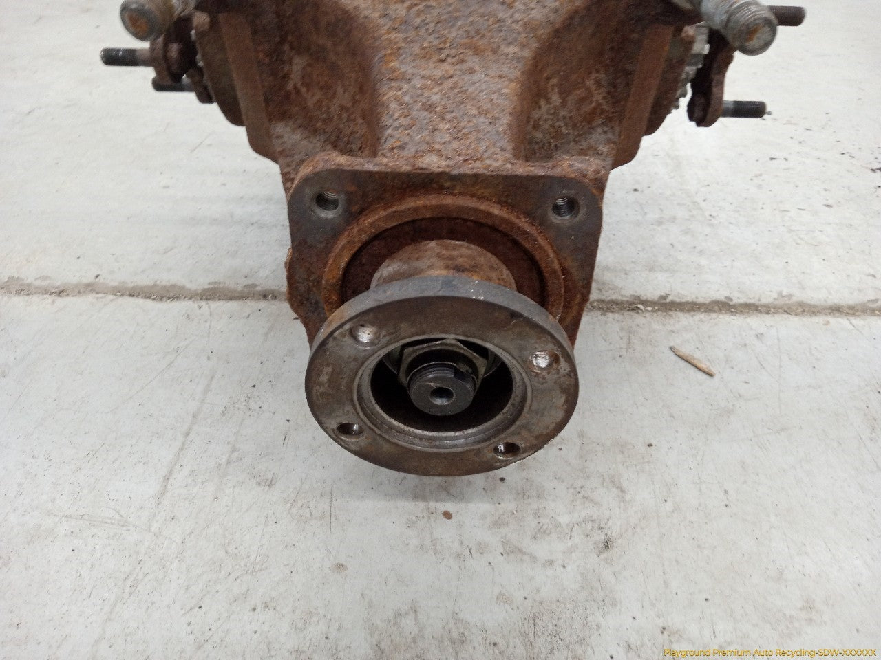 Jaguar XK8 Rear Differential Carrier - 0