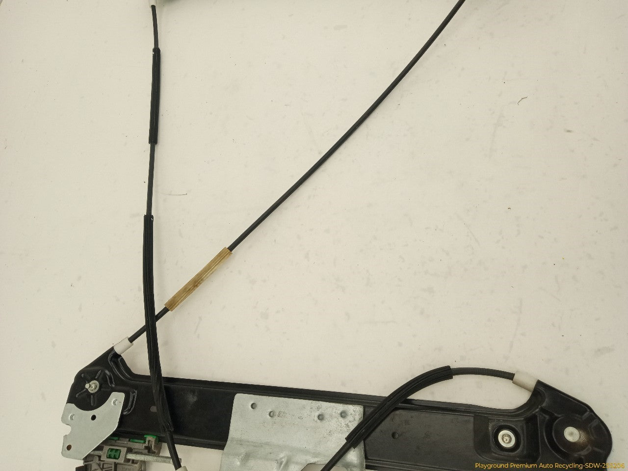 Saab 903 Passenger Right Front Window Regulator