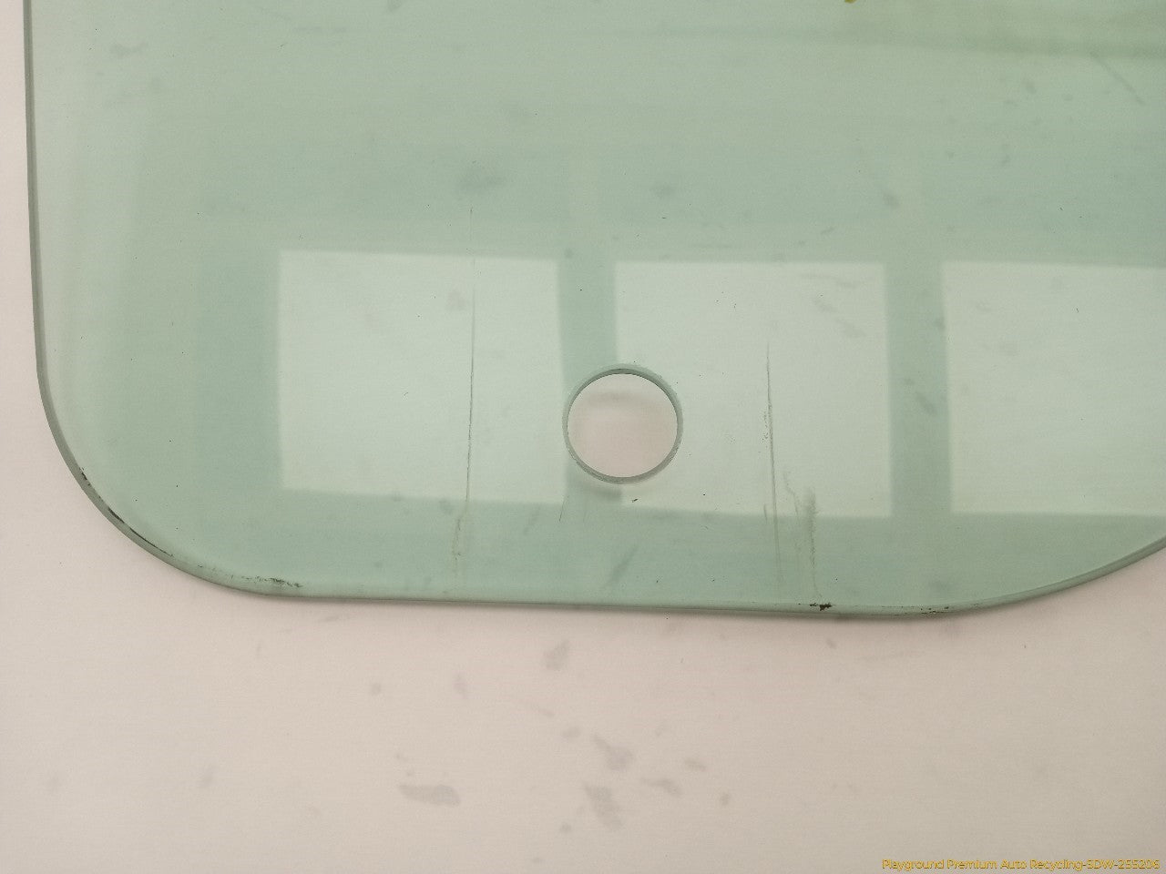 Saab 903 Passenger Right Front Door Window Glass