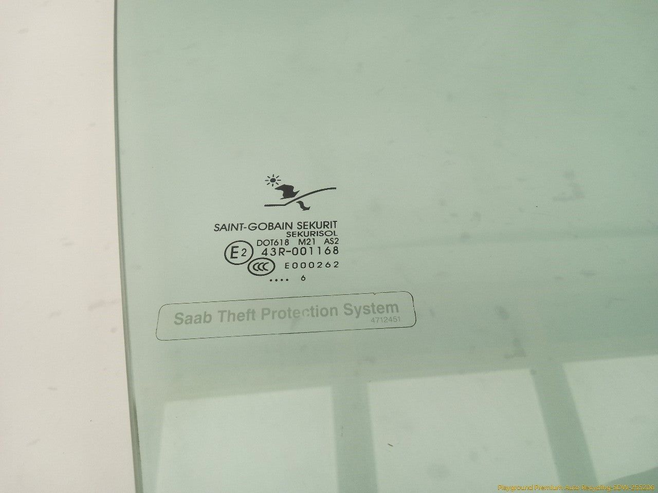 Saab 903 Passenger Right Front Door Window Glass