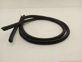 Saab 903 Pair Of Front Window Seal Moldings - 0