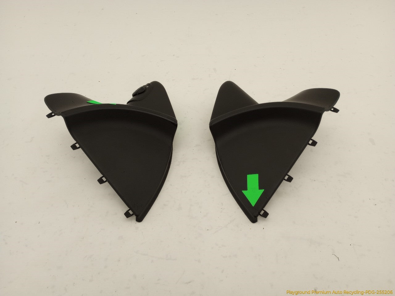 Saab 903 Pair Of Interior Side Mirror Trim - 0