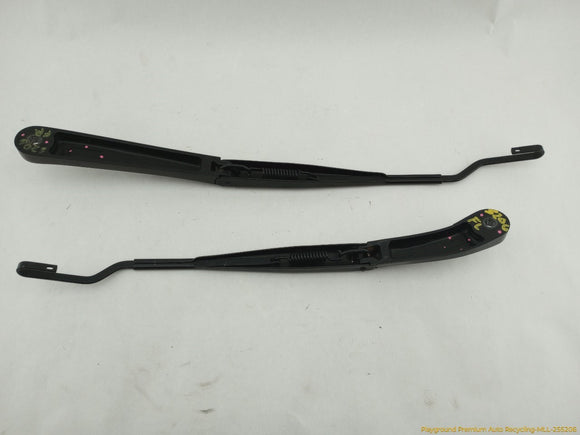 Saab 903 Pair Of Windshield Wiper Arms