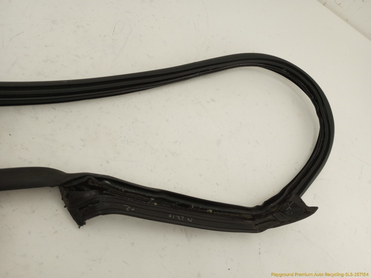 Cadillac CTS Driver Left Front Door Window Molding