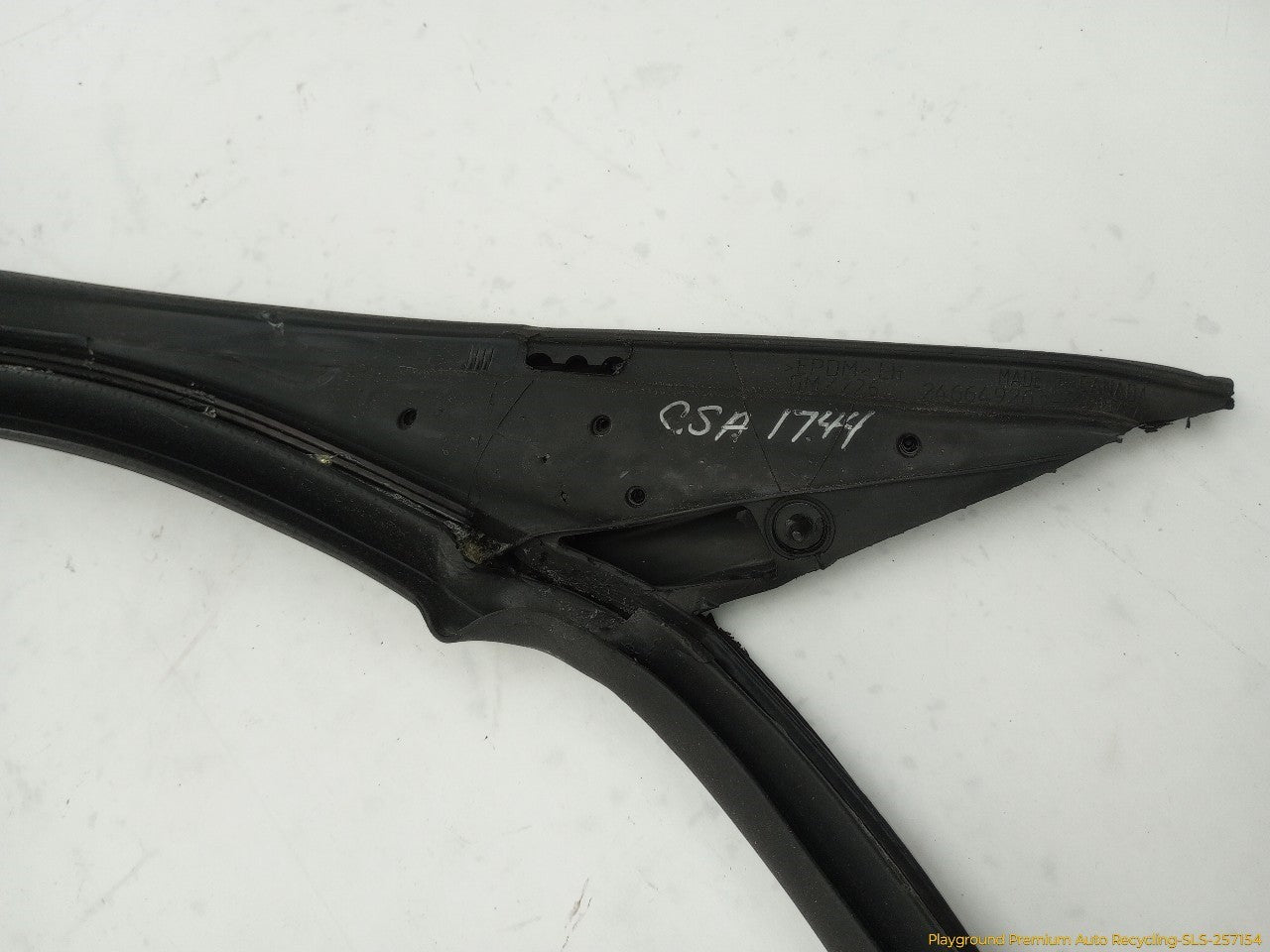 Cadillac CTS Driver Left Front Door Window Molding