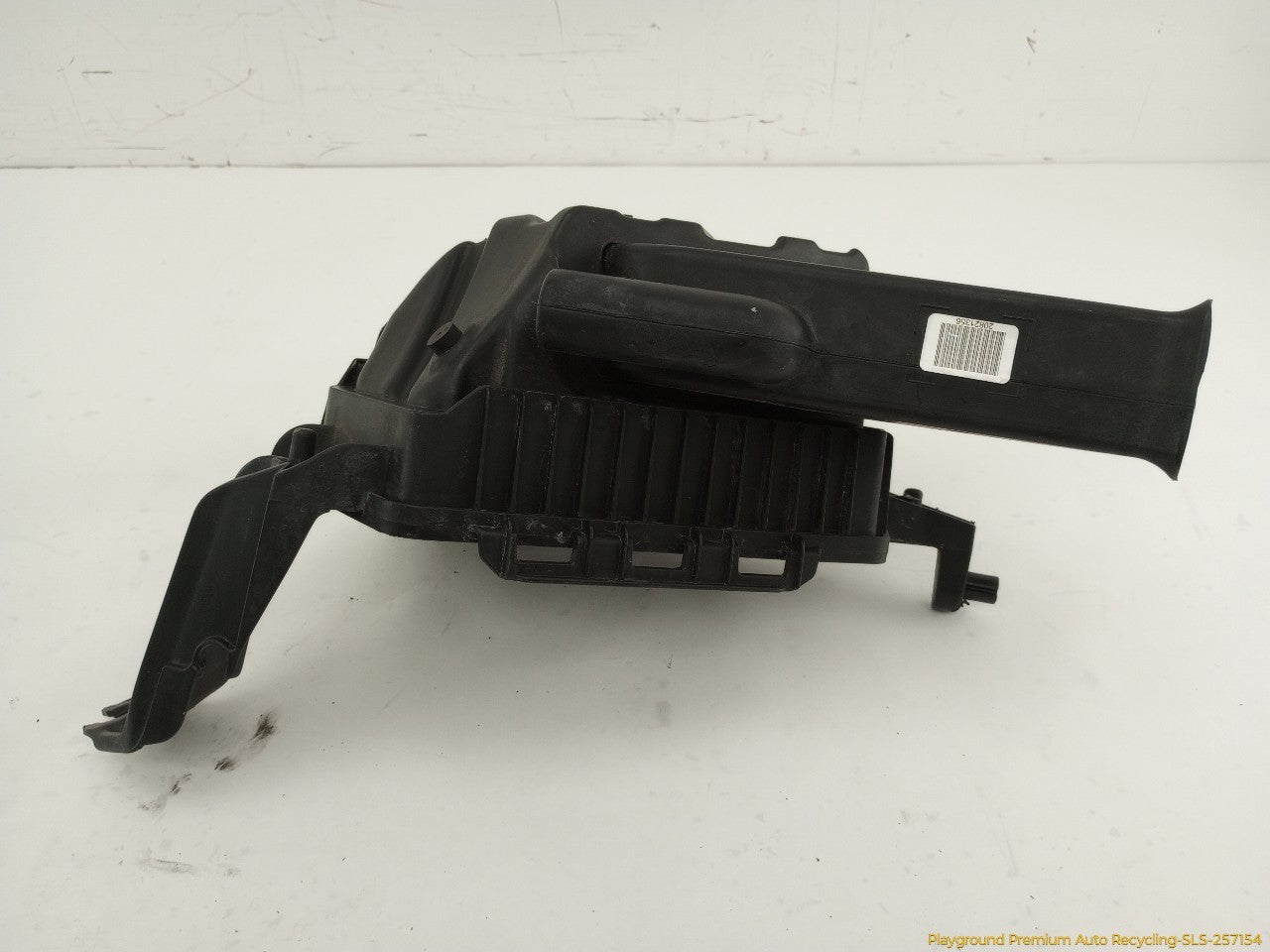 Cadillac CTS Air Filter Box Housing